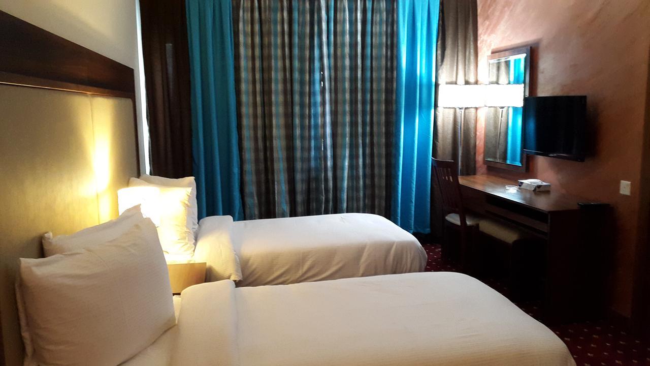 President Hotel Amman Exterior photo
