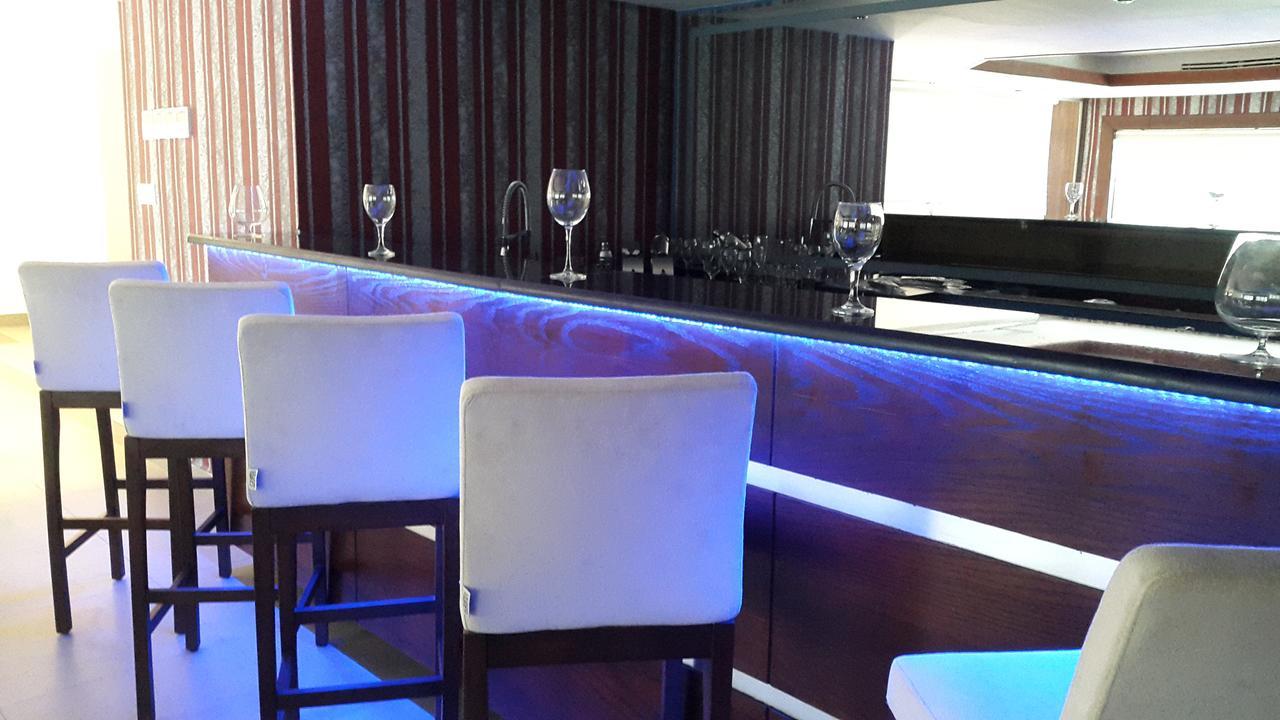President Hotel Amman Exterior photo