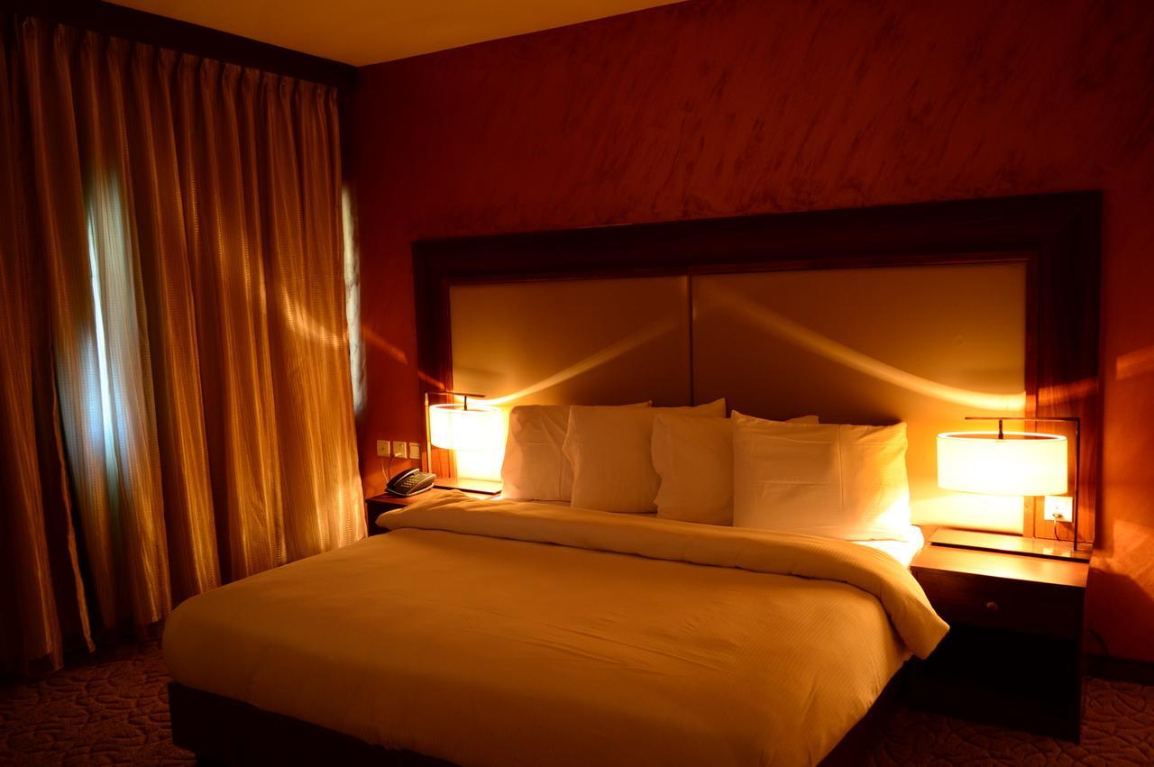 President Hotel Amman Exterior photo
